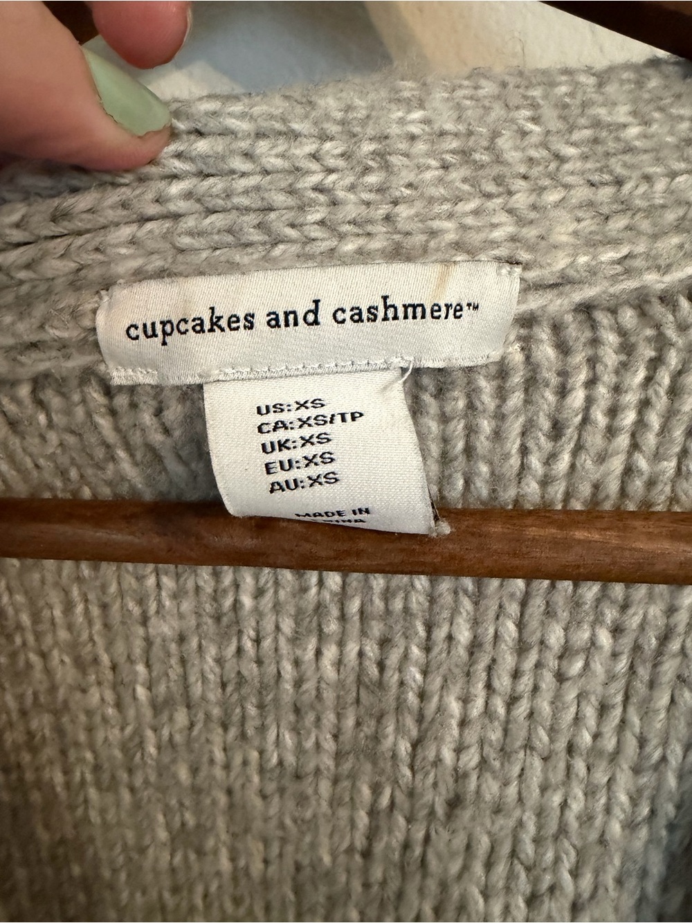 cupcakes & cashmere Light Gray Cable-Knit Bobble Cardigan with Pockets - Picture 7 of 7